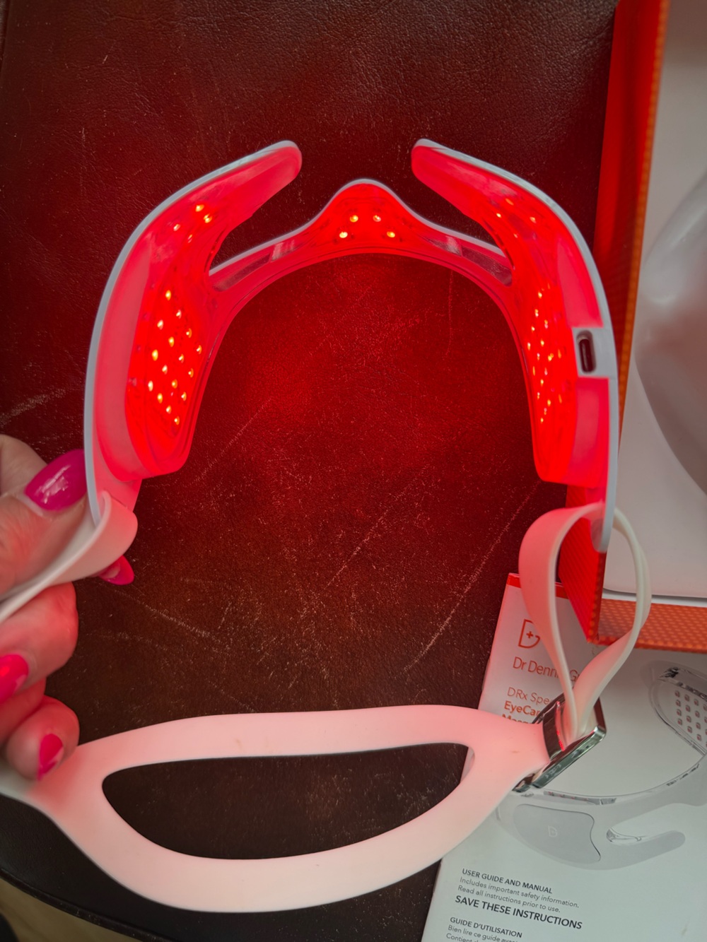 Dr Dennis Gross SpectraLite EyeCare Pro - White & Orange - Picture 2 of 6